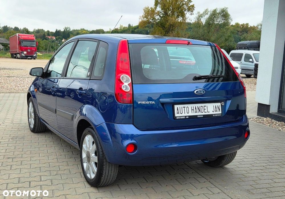 Ford Fiesta - 4