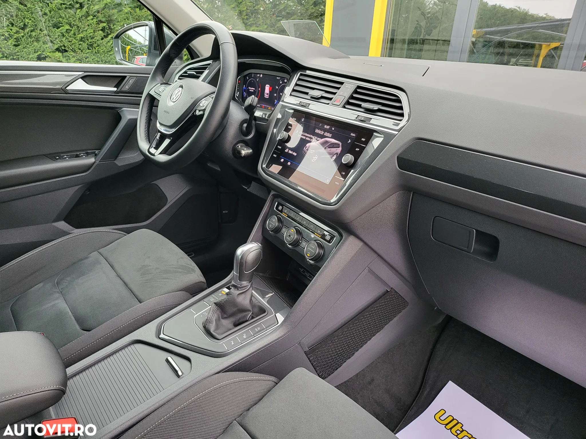 Volkswagen Tiguan 2.0 TDI DSG Elegance - 13