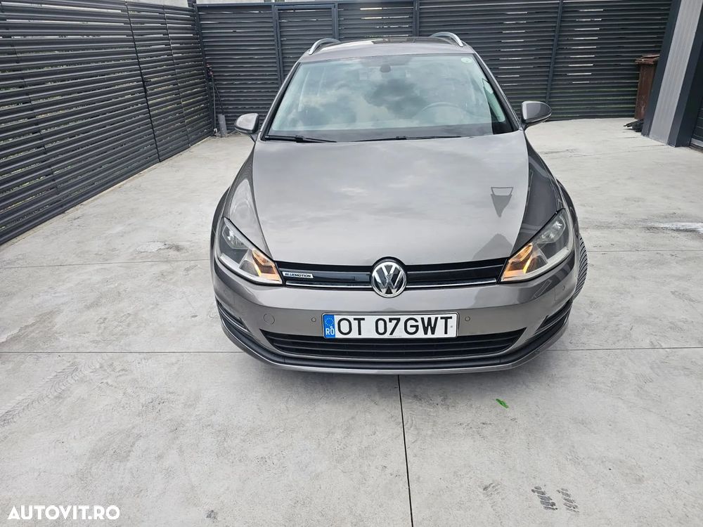 Volkswagen Golf 1.6 TDI BlueMotion Comfortline - 2