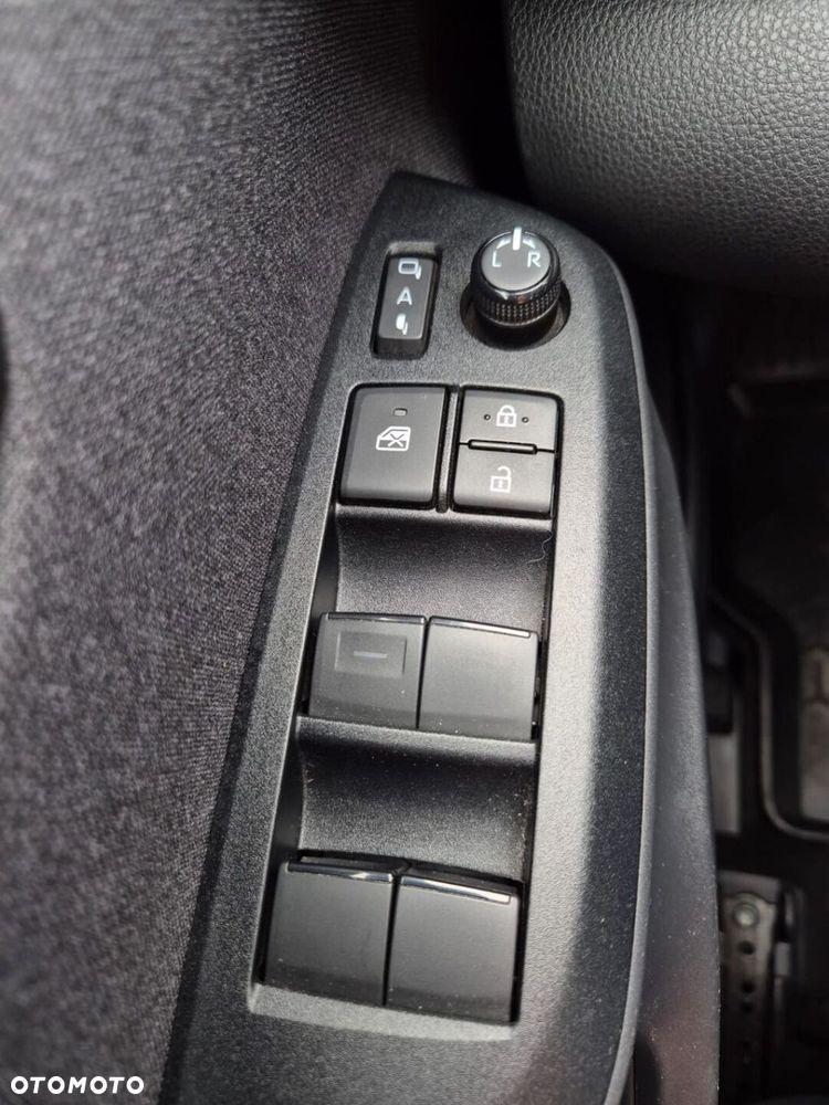Toyota Yaris Cross Hybrid 1.5 Comfort 4x4 - 9