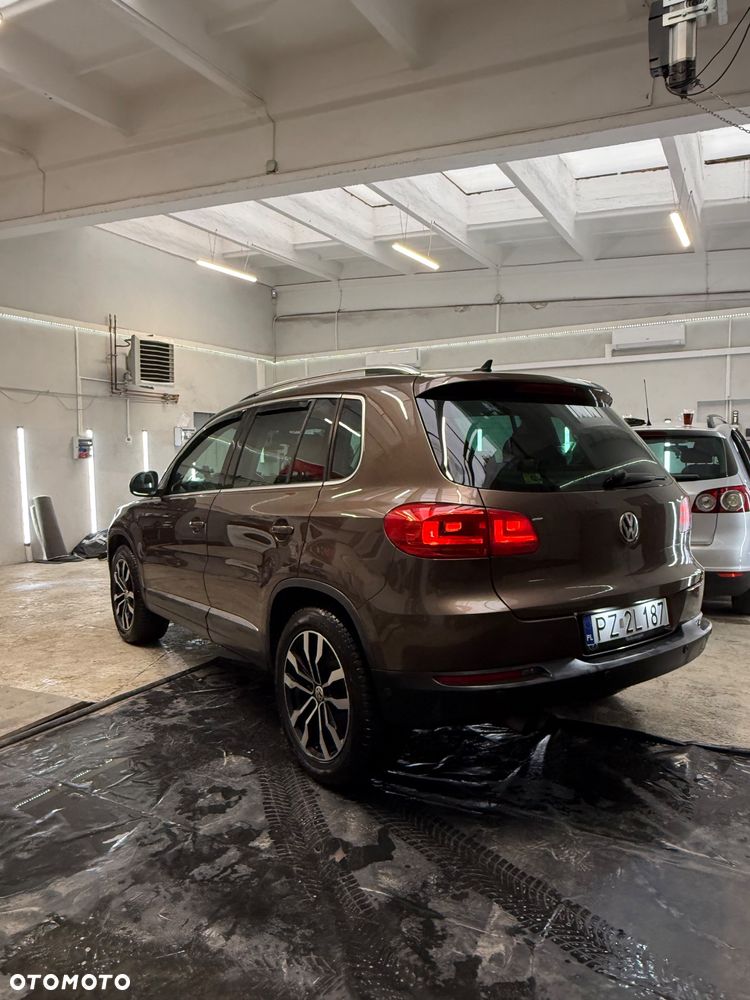 Volkswagen Tiguan 2.0 TDI 4Mot Sport DSG - 6