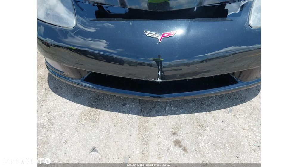 Chevrolet Corvette - 13
