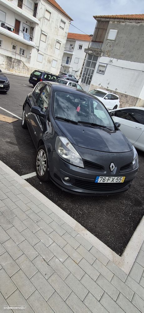 Renault Clio 1.5 dCi Privilège - 2