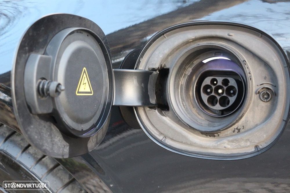 Volvo S90 2.0 T8 R-Design AWD Geartronic - 13