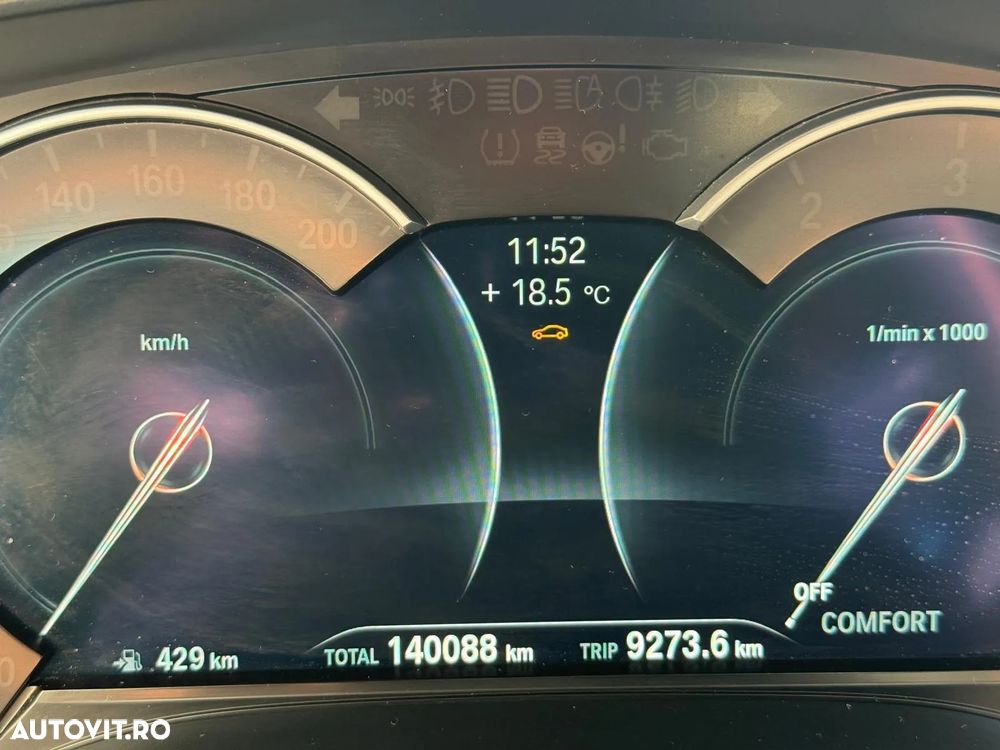 BMW Seria 5 530i xDrive Touring Aut. Luxury Line - 15