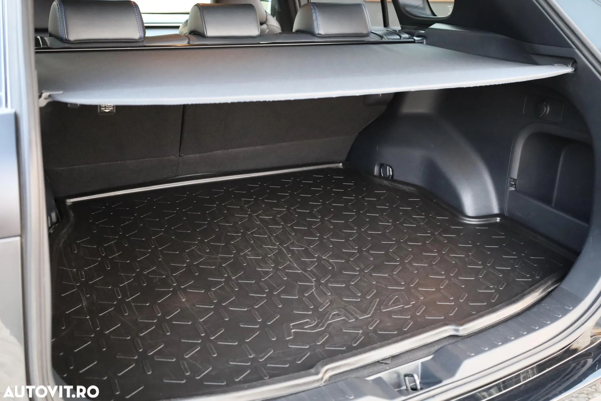 Toyota RAV4 2.5 4x2 Hybrid Style Selection - 25