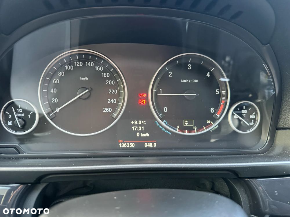 BMW Seria 5 520d Efficient Dynamics Edition - 14