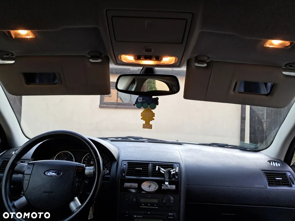 Ford Mondeo Turnier 2.0 TDCi Ghia - 35