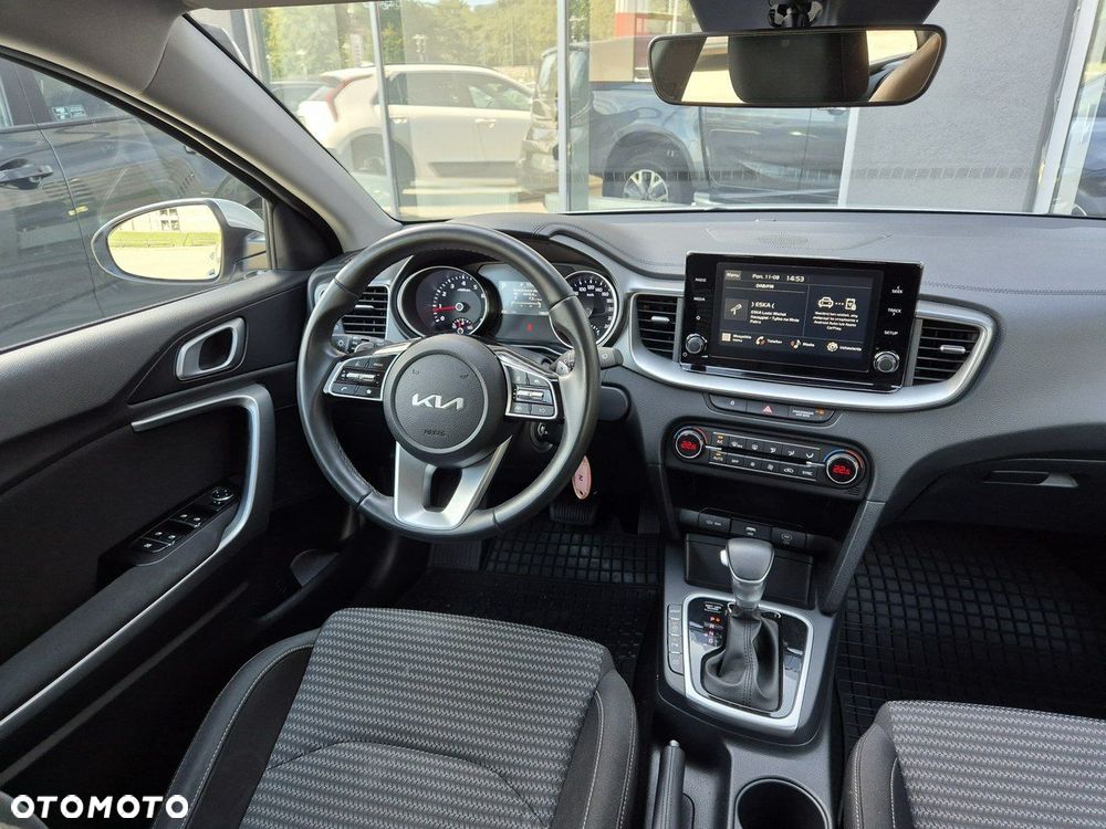 Kia Ceed 1.5 T-GDI M DCT - 16