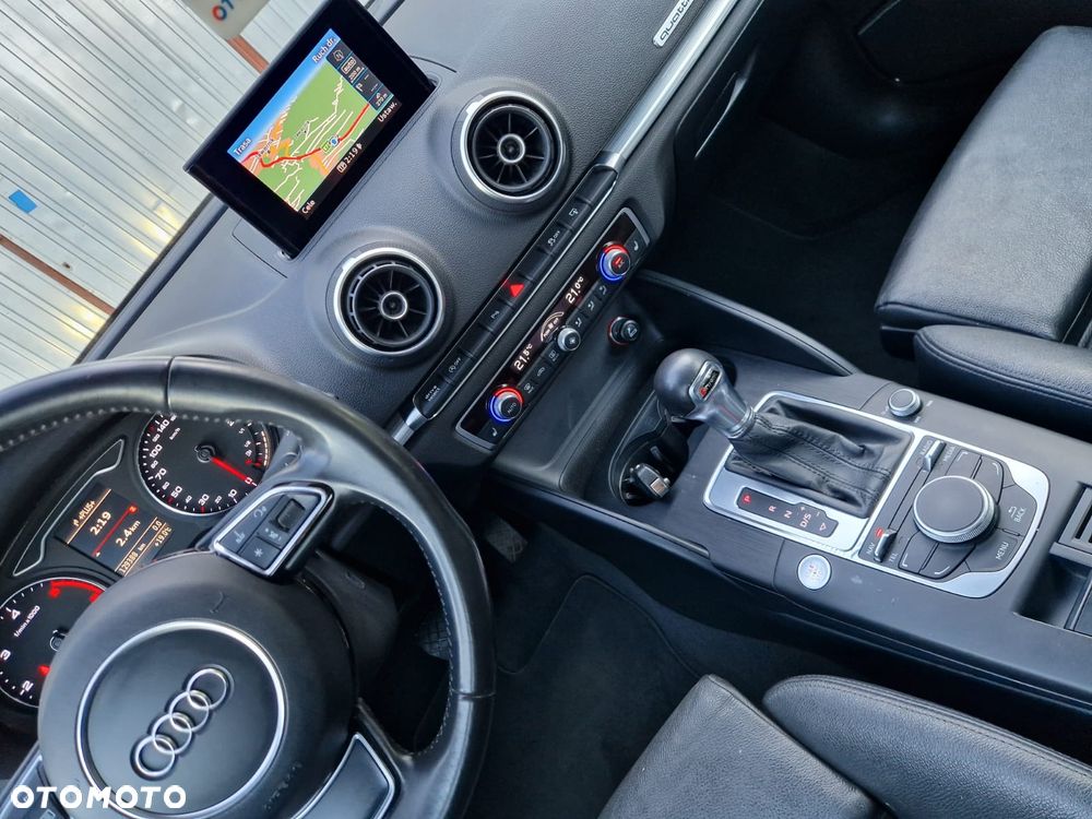 Audi A3 Sportback - 18