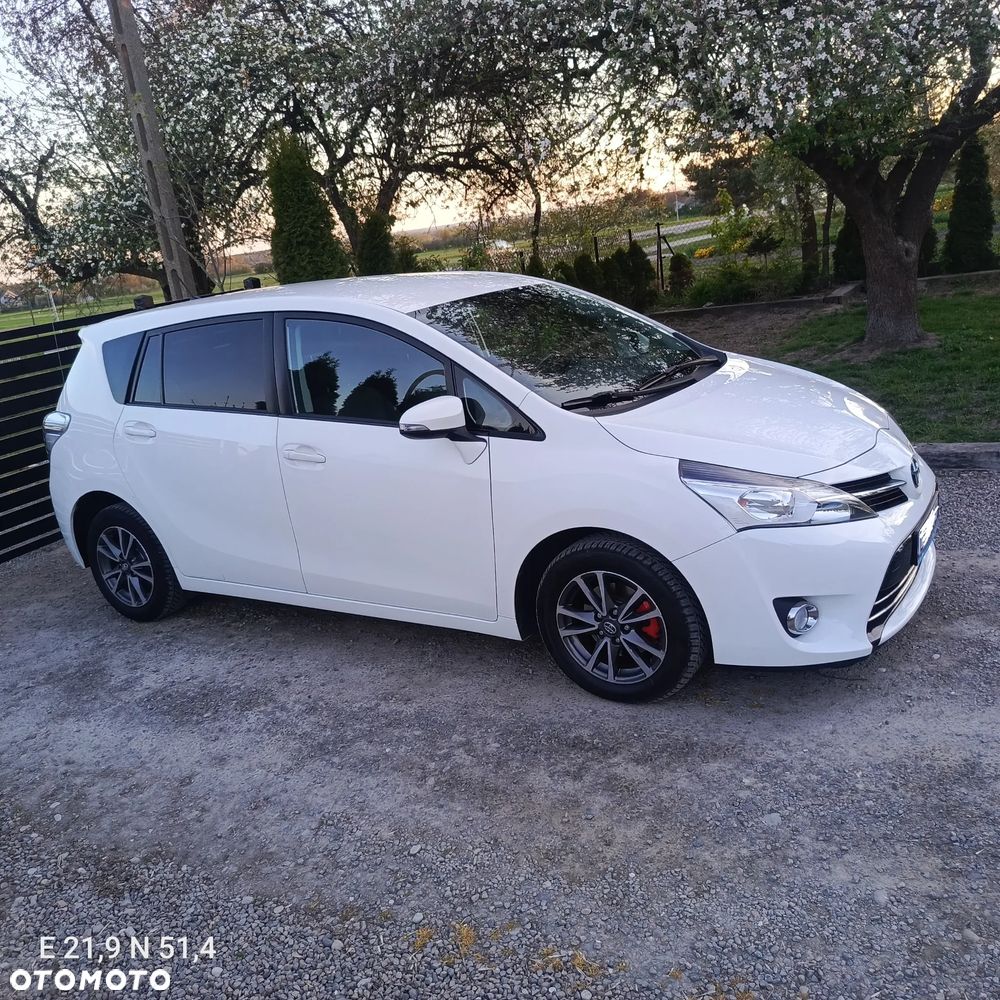 Toyota Verso 2.0 D-4D 5-Sitzer Executive - 30
