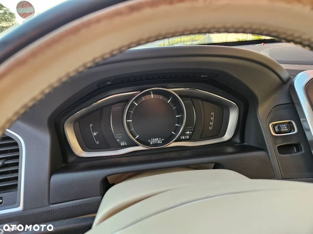 Volvo XC 60 D4 AWD Summum - 8