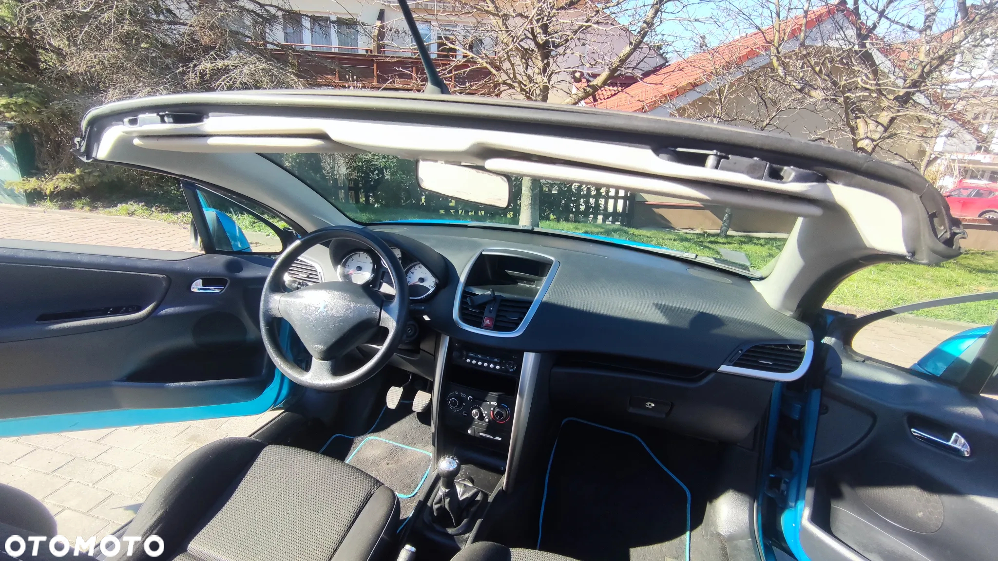 Peugeot 207 CC 1.6 Intense - 16