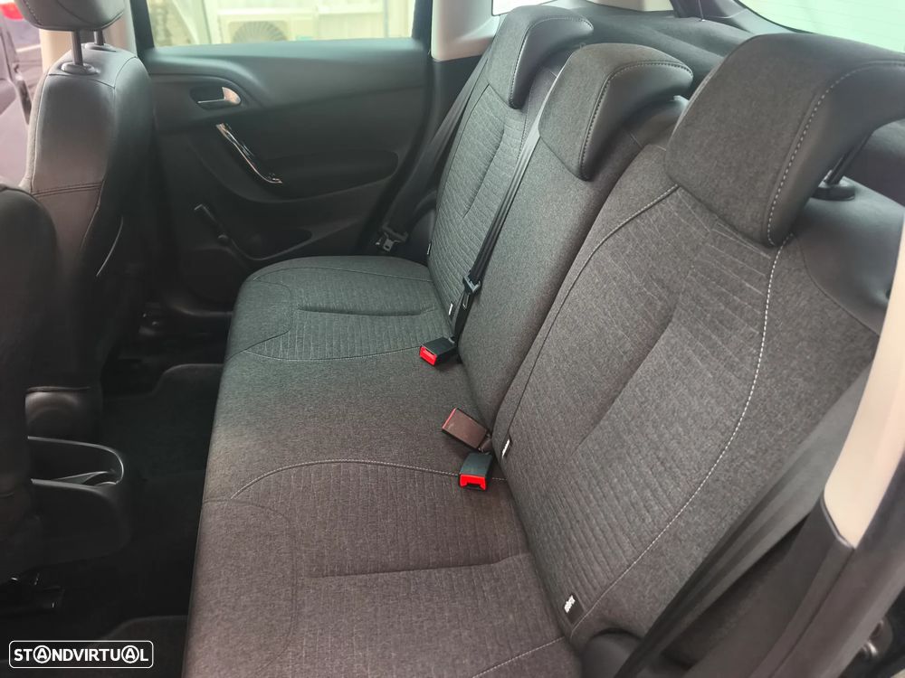 Citroën C3 1.2 PureTech Seduction - 19