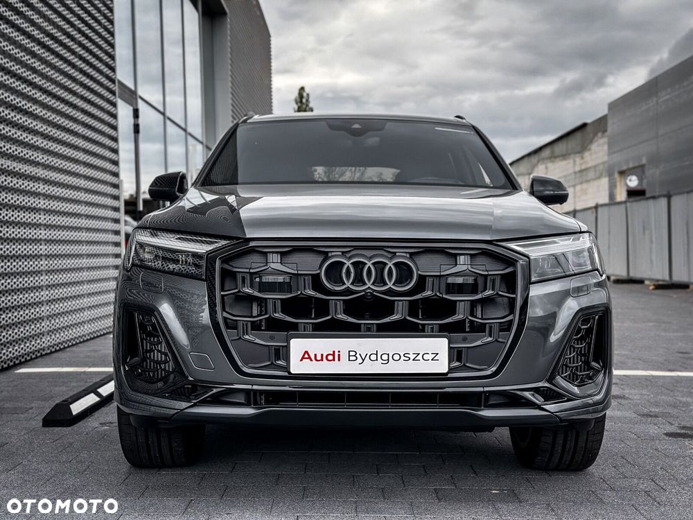 Audi Q7 - 11