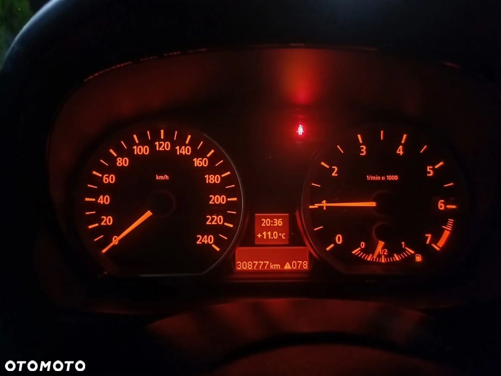 BMW Seria 1 116i - 7