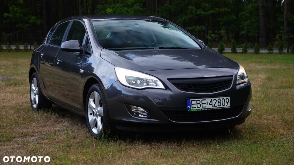 Opel Astra 1.6 Cosmo - 11