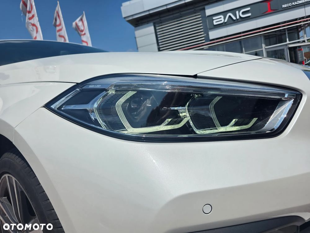 BMW Seria 1 116d Edition Metropolitan - 11