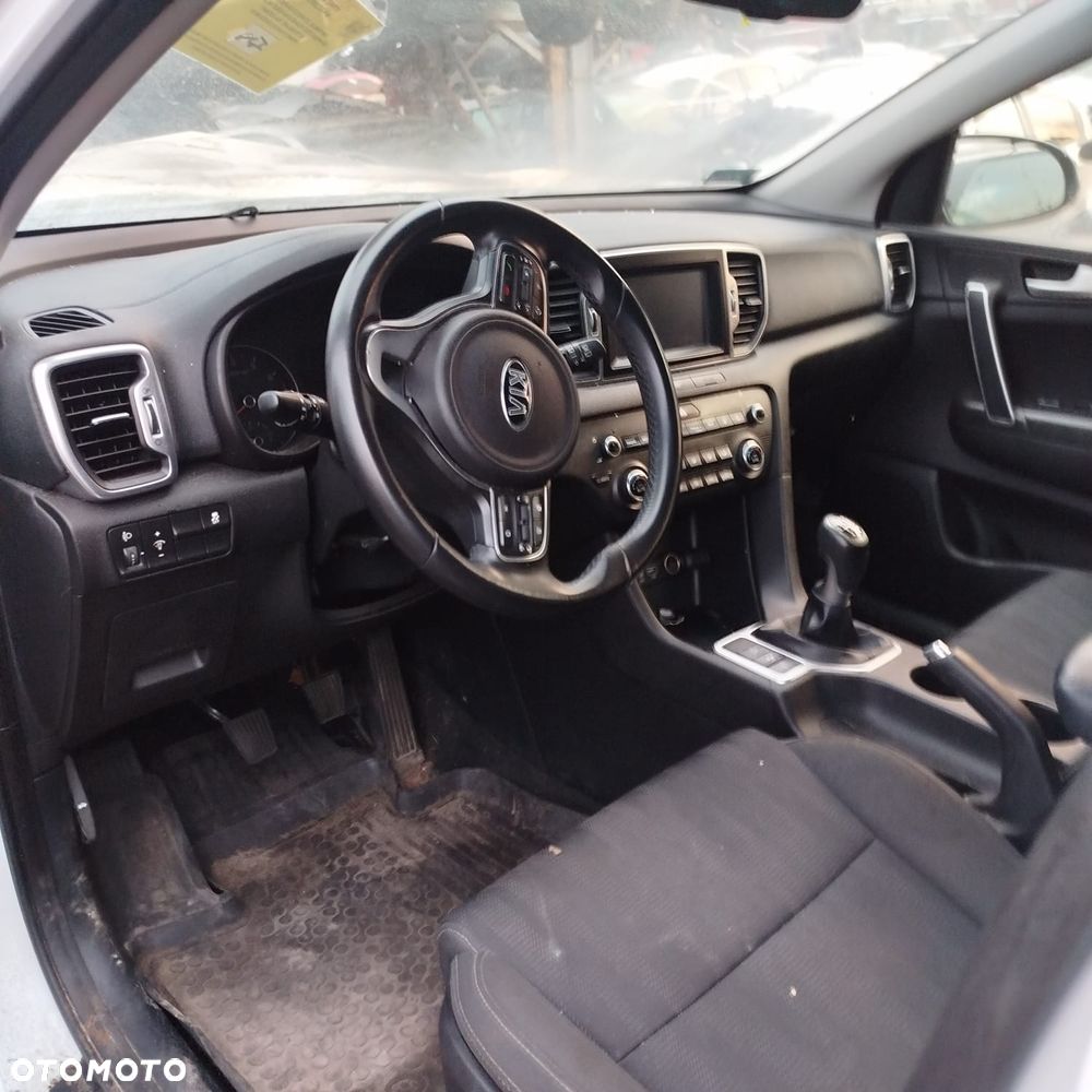 Kia Sportage na części - 4