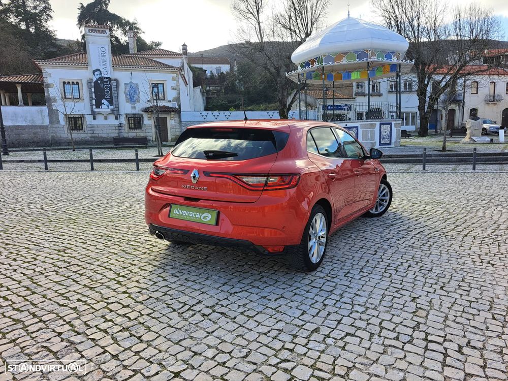 Renault Mégane TCe 140 GPF INTENS - 42