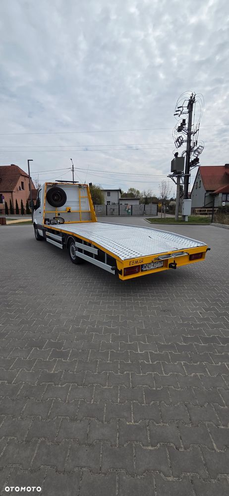 Mercedes-Benz Sprinter - 5