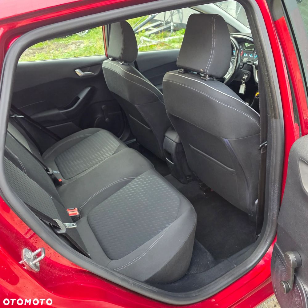 Ford Fiesta - 8