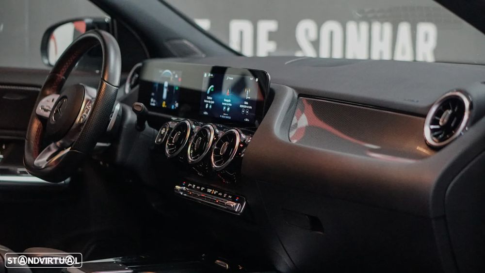 Mercedes-Benz GLA 180 d AMG Line - 11