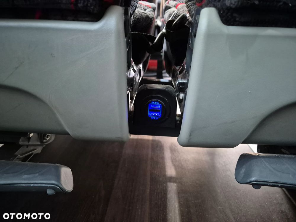 Temsa HD 13 / SPROWADZONA / 59 MIEJSC / WINDA / WC / AUTOMAT - 38