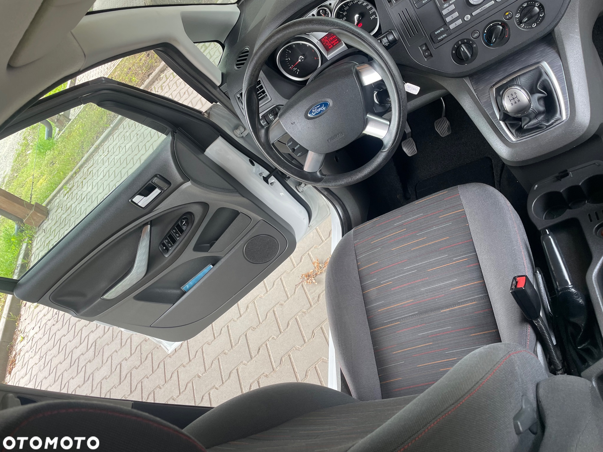 Ford C-MAX 1.8 Style - 16