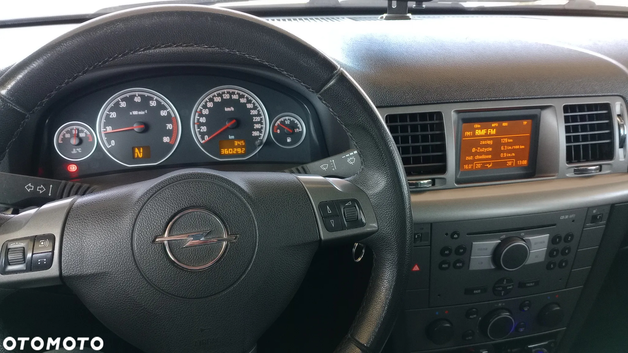 Opel Vectra - 8