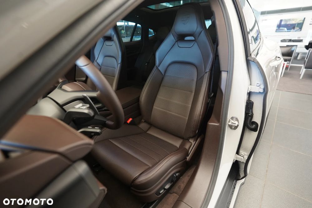 Porsche Panamera - 9