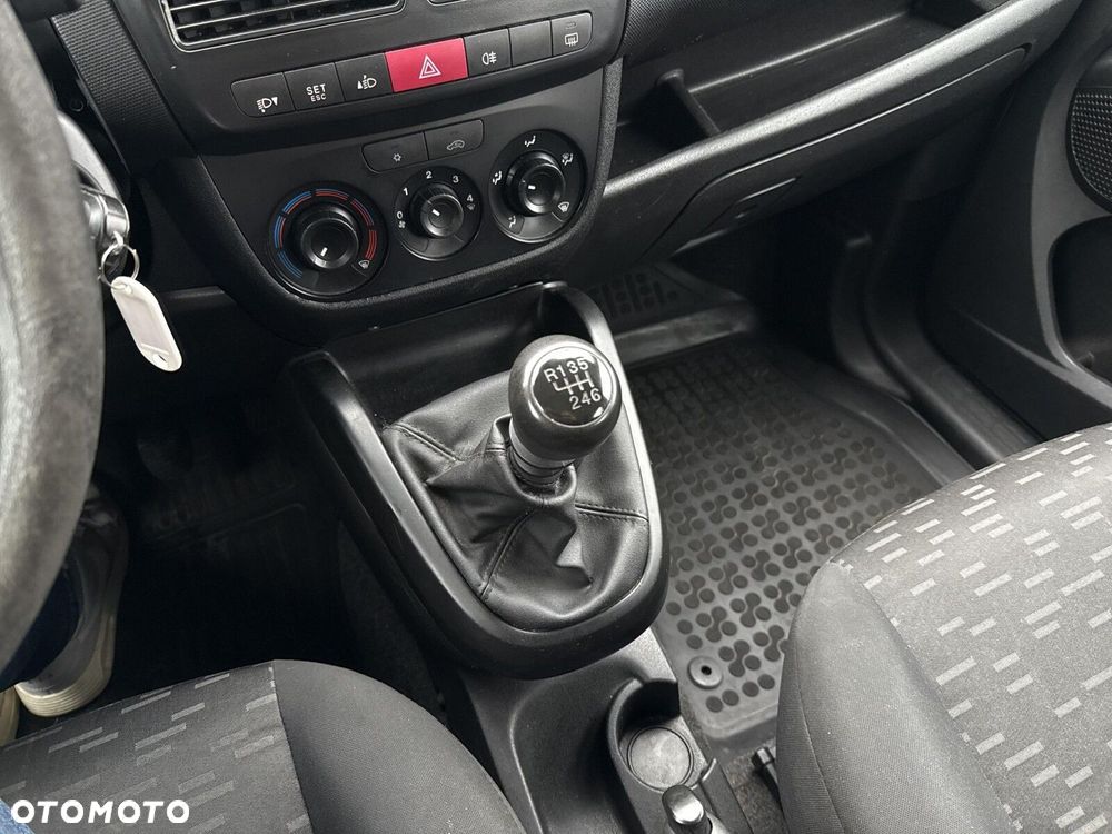 Opel Combo - 13