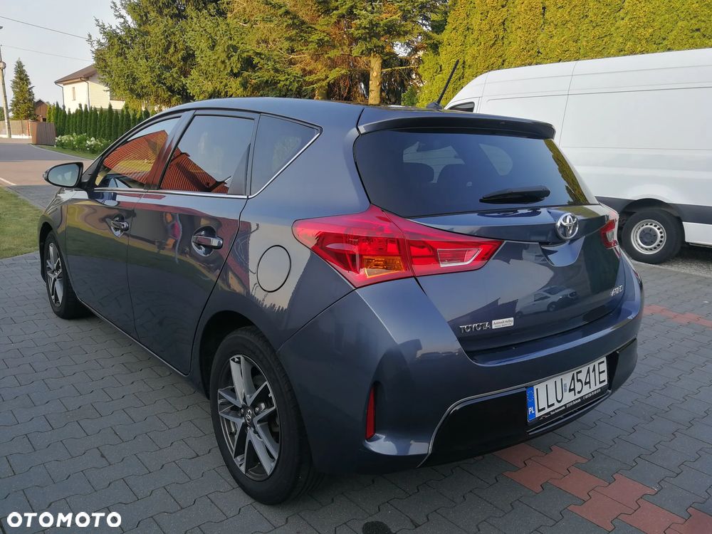Toyota Auris 1.4 D-4D Premium Comfort - 5
