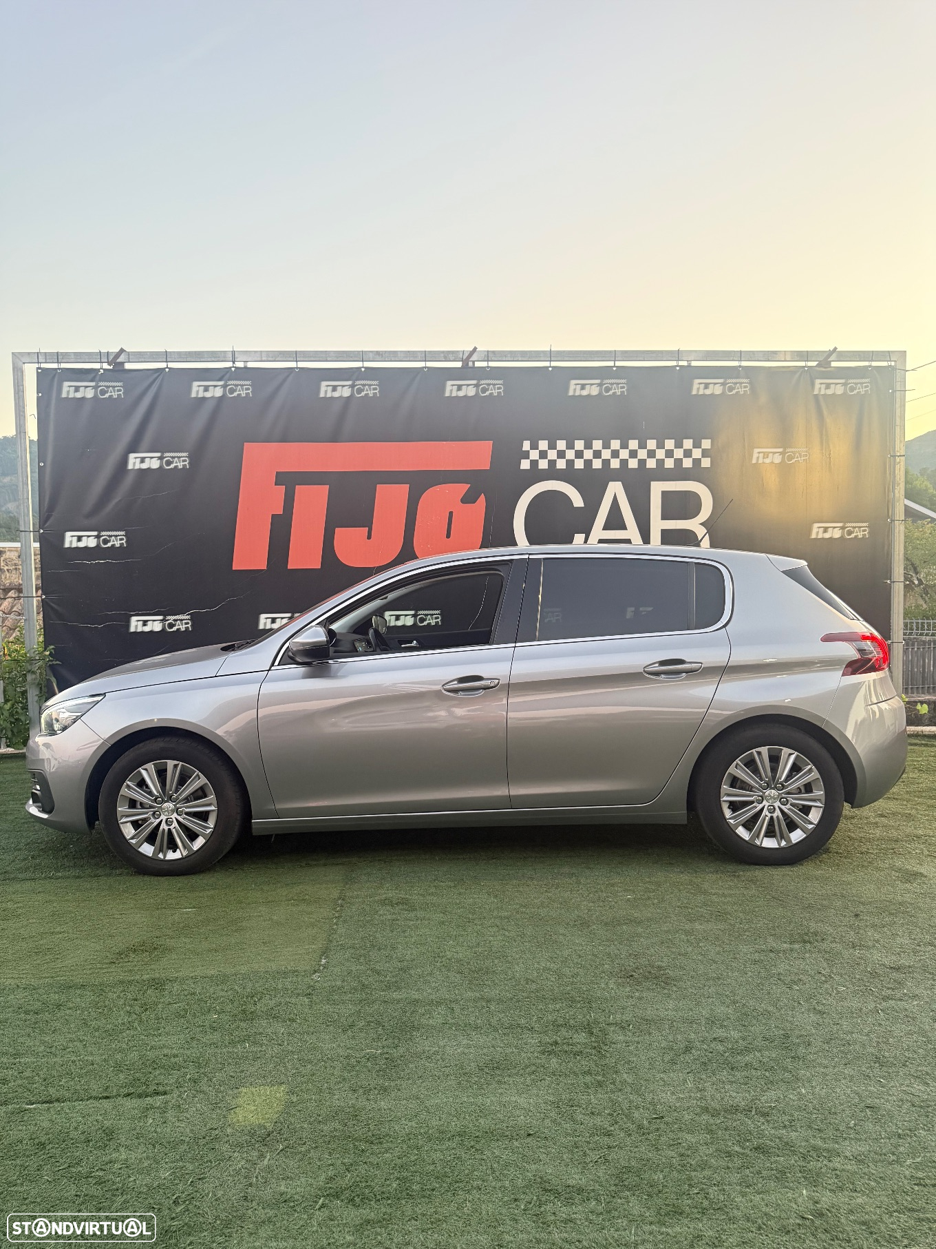 Peugeot 308 1.2 PureTech Allure - 4