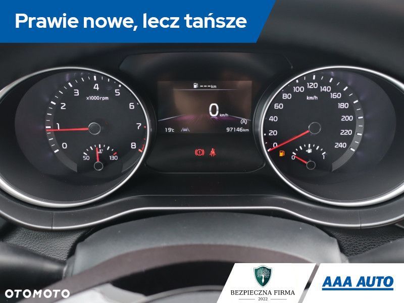 Kia Ceed - 13