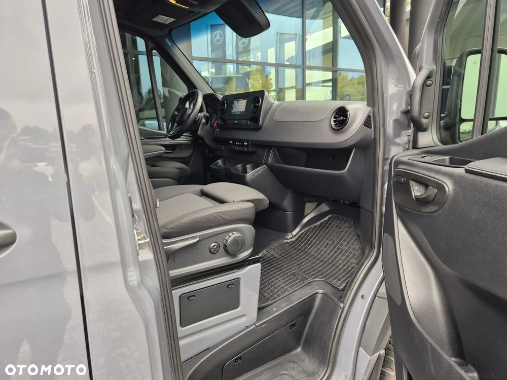Mercedes-Benz Sprinter 419 CDI 4x4 - 11