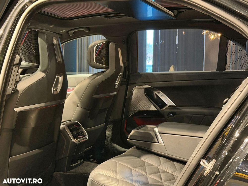 BMW Seria 7 - 15