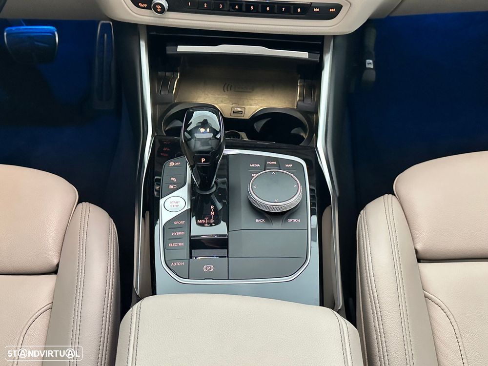 BMW 320 e Pack M Auto - 24