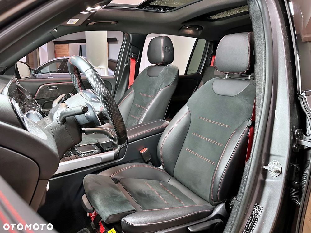 Mercedes-Benz GLB AMG 35 4-Matic - 24