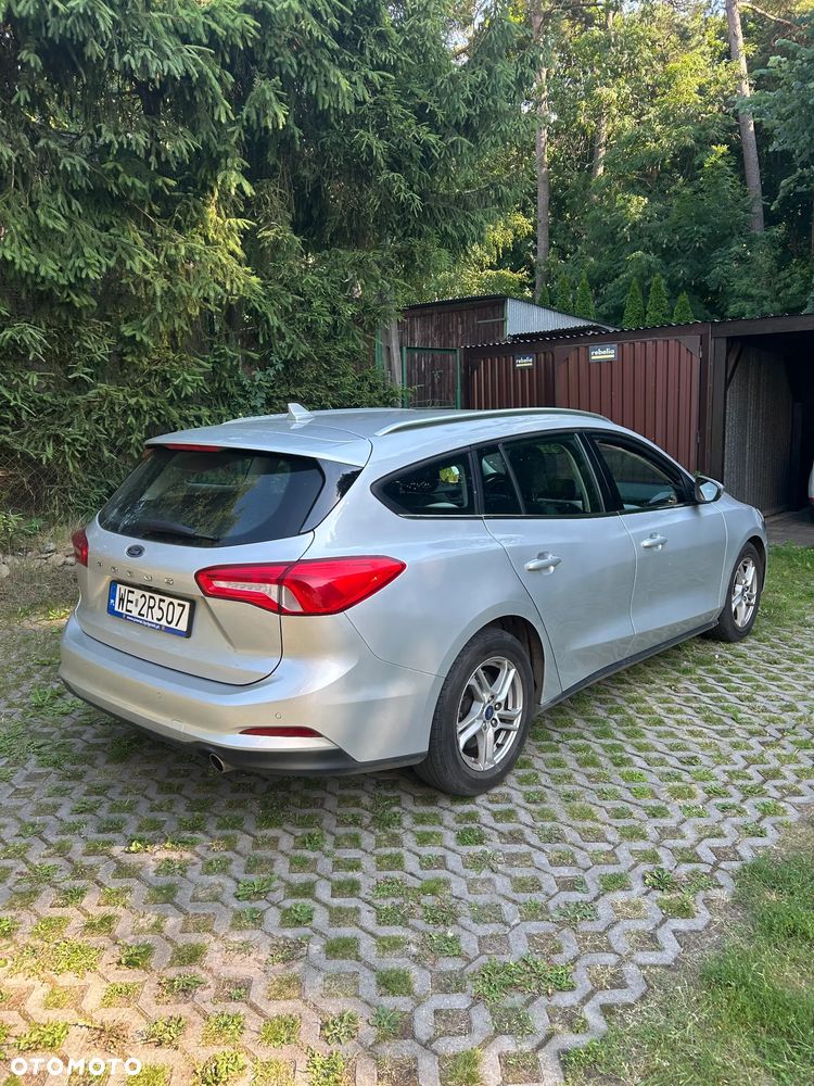 Ford Focus 1.5 EcoBlue Trend - 4