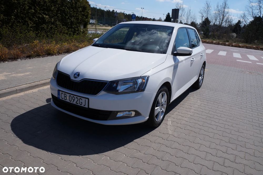 Skoda Fabia 1.0 Style Color - 3