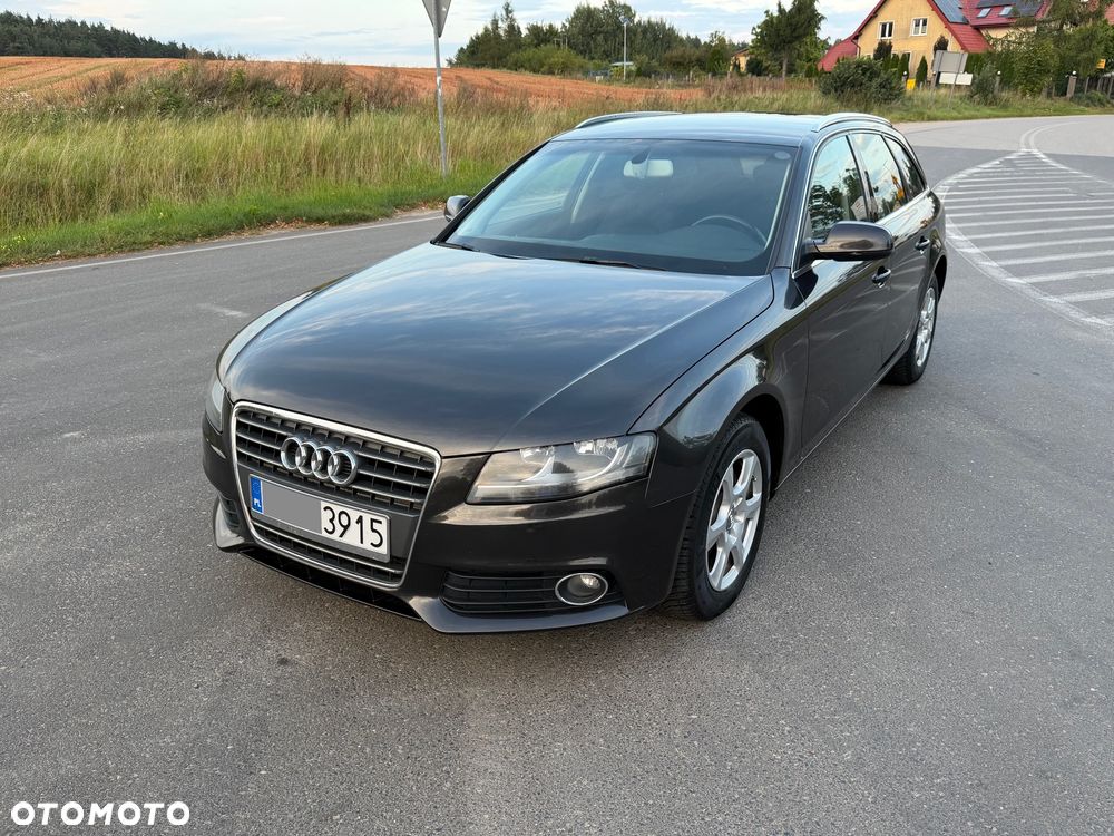 Audi A4 Avant 2.0 TDI - 8