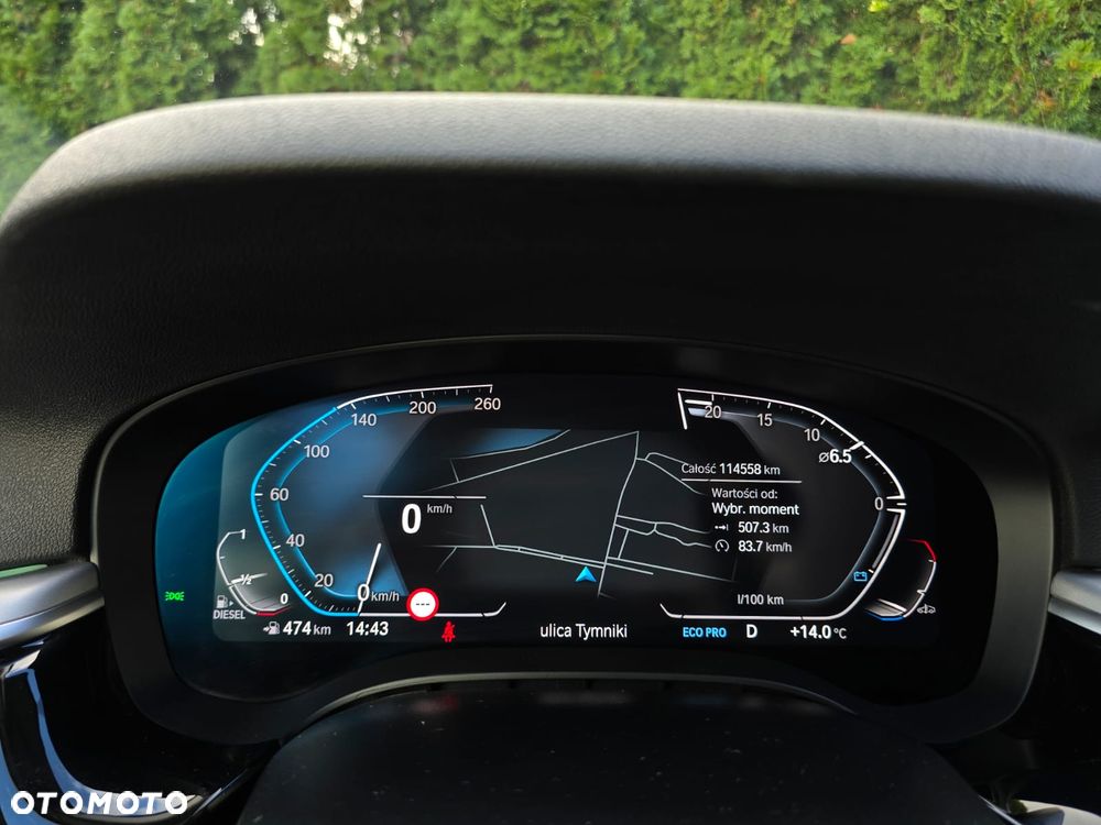 BMW Seria 5 540d xDrive mHEV - 9