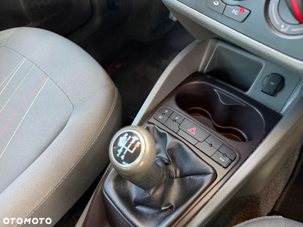 Seat Ibiza ST 1.4 16V Style - 33