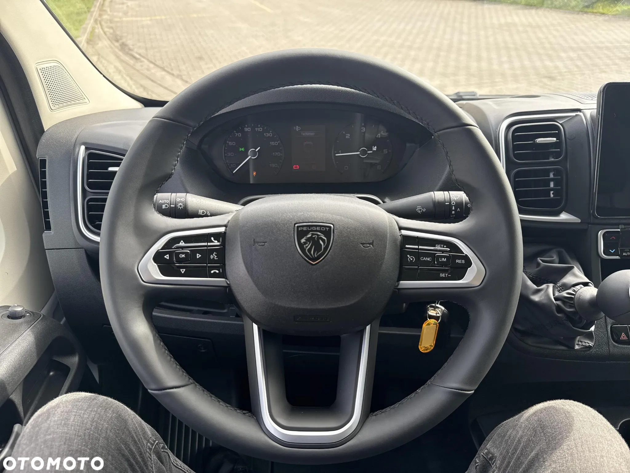 Peugeot Boxer - 25