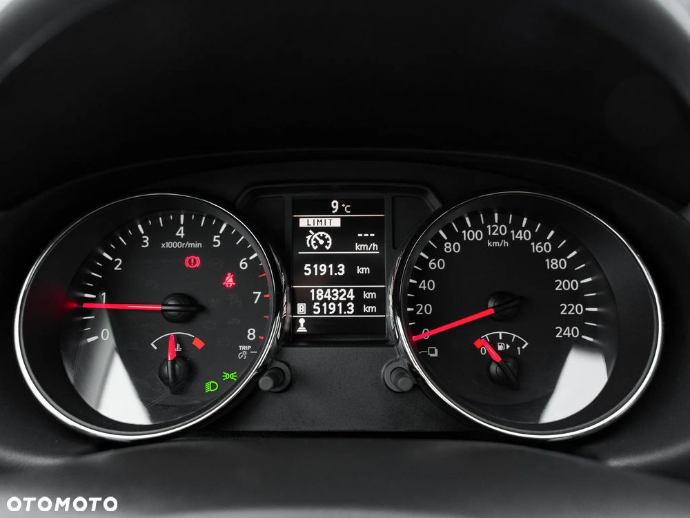 Nissan Qashqai - 35