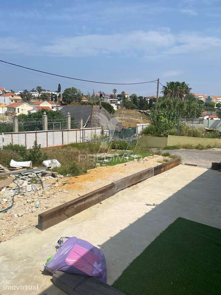 TERRENO EM ALMADA COM 4 CASAS , OTIMO PRA INVESTIMENTOS --SOBREDA - Grande imagem: 5/8