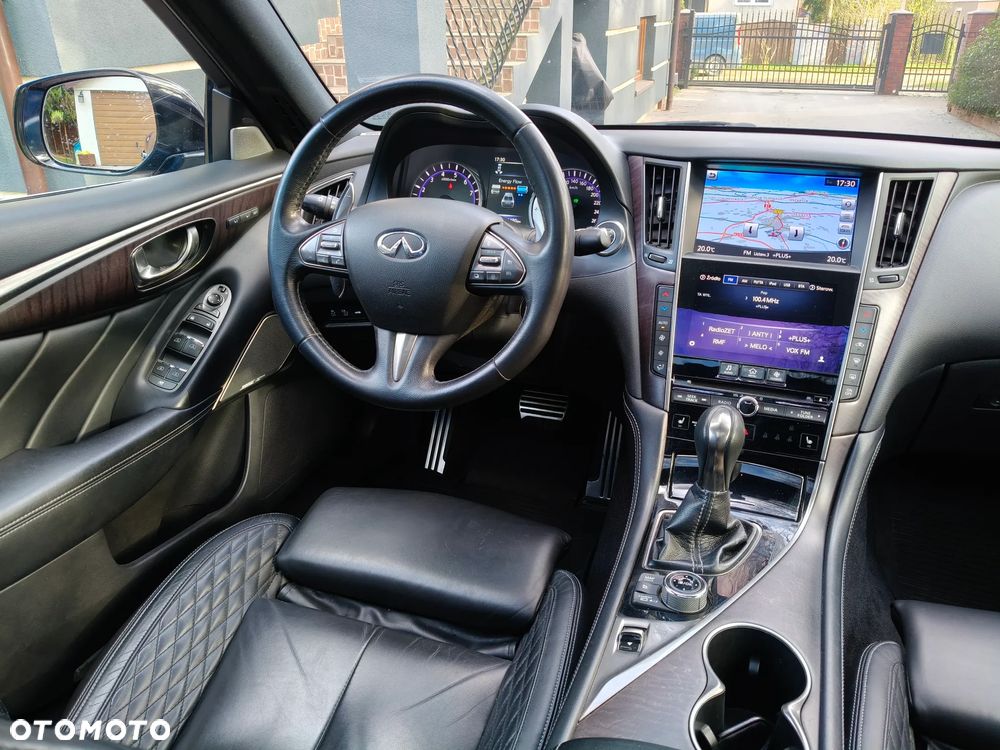 Infiniti Q50 Hybrid AWD Premium - 19