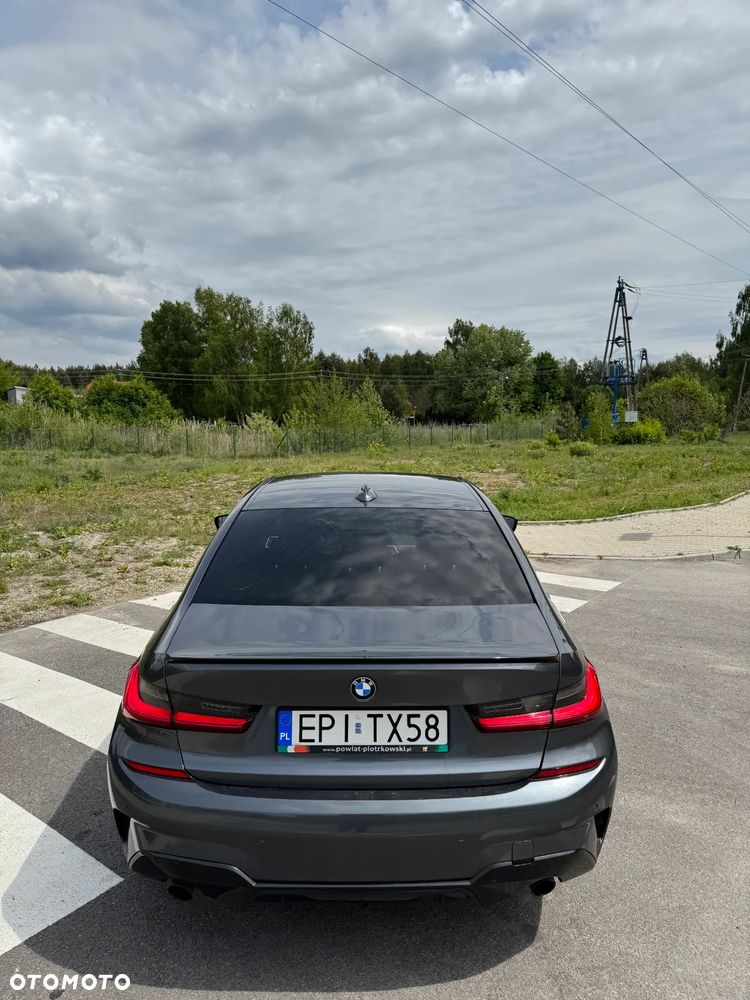 BMW Seria 3 318d M Sport Shadow - 5