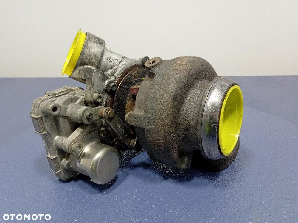 MERCEDES W204 LIFT 2.1 CDI 120KM TURBOSPRĘŻARKA A6510900086 651.913 - 6